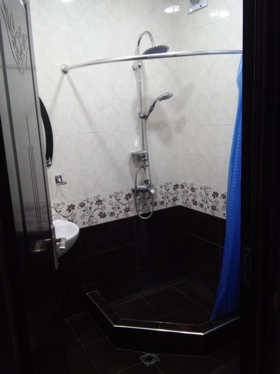 Mari Apartment Batumi Eksteriør bilde