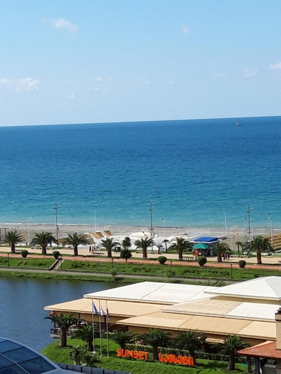 Mari Apartment Batumi Eksteriør bilde