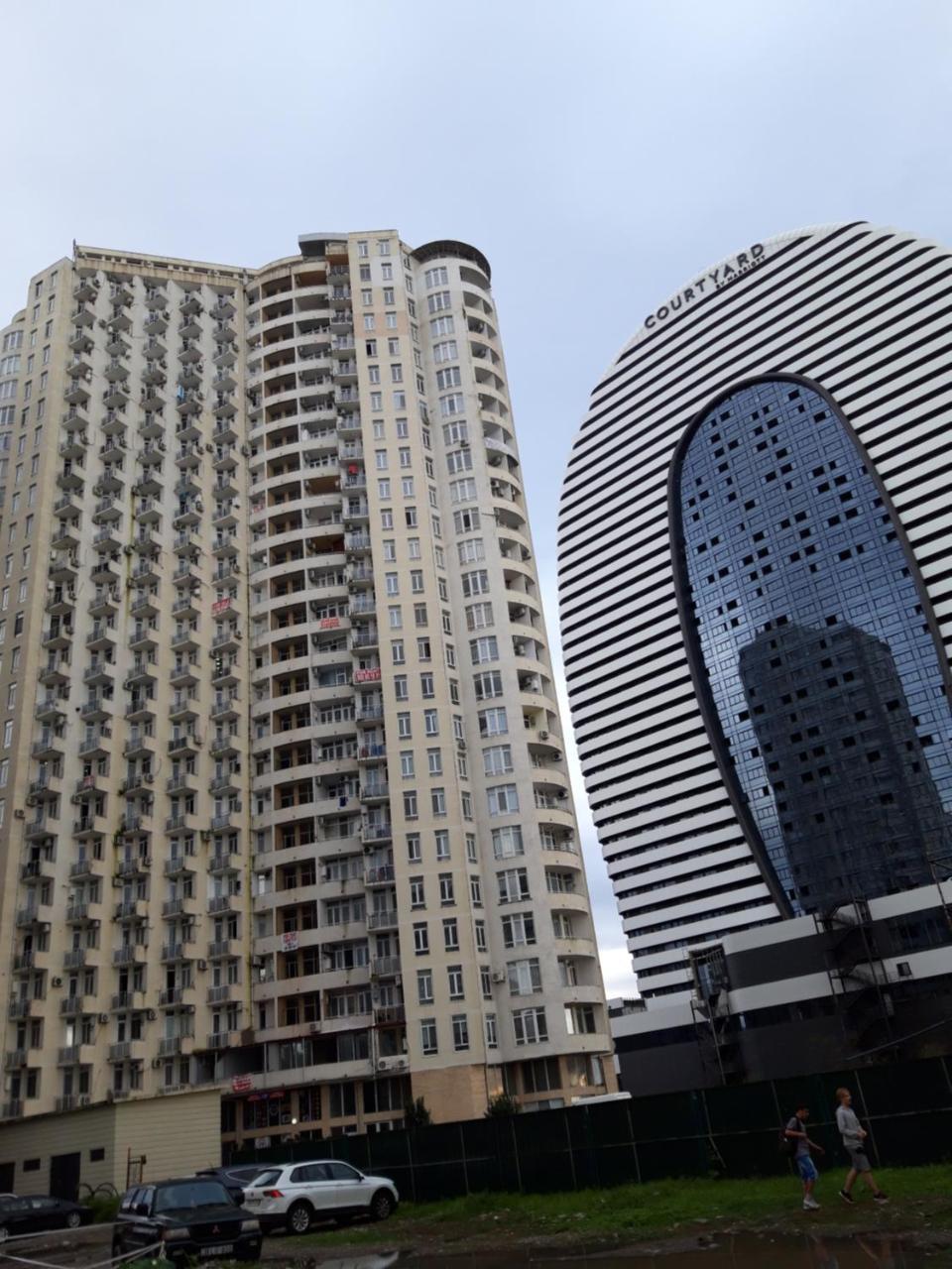 Mari Apartment Batumi Eksteriør bilde