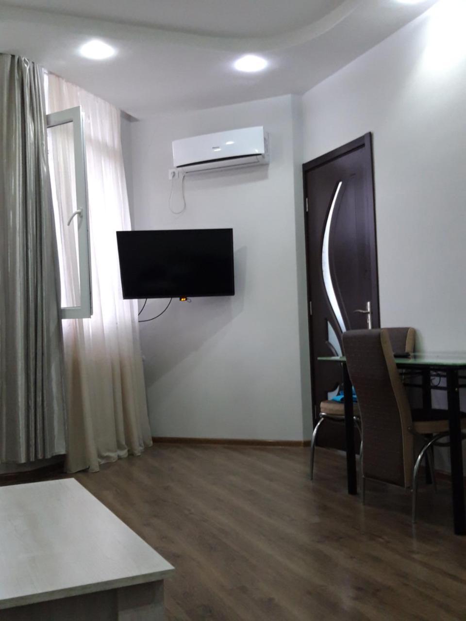 Mari Apartment Batumi Eksteriør bilde
